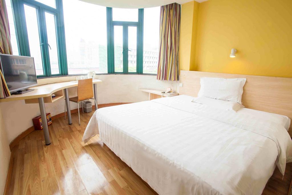 7Days Inn Guiyang Sha Chong South Road Exterior photo